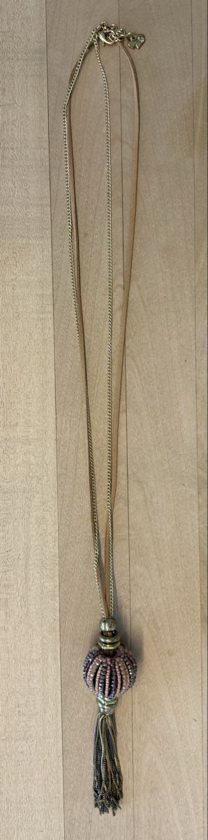 Catenine: Statement-Kette mit Quaste, Goldfarben, neuwertig! – Nuovo (secondo la descrizione) da Lyss venduto da Sibella56