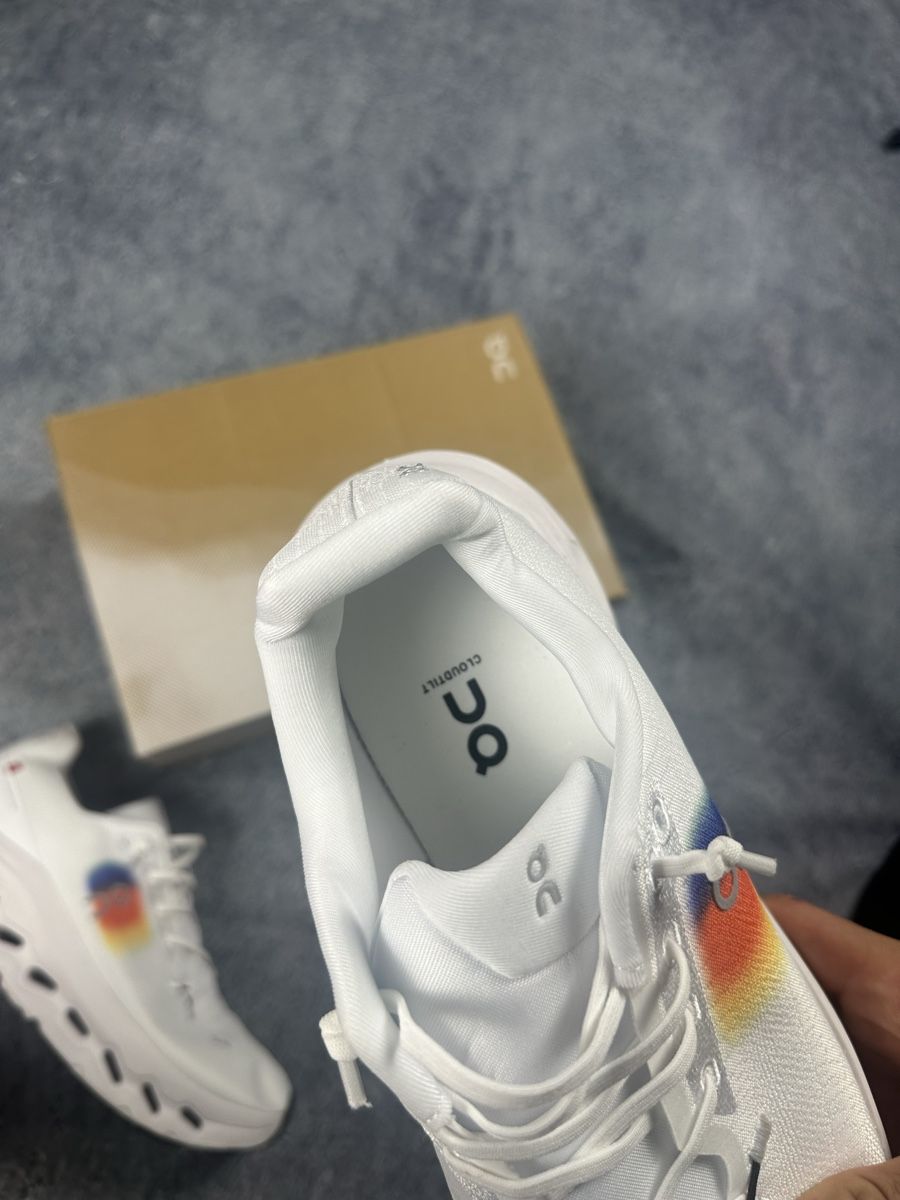 On Scarpe da uomo: On Cloud, Grösse 43, Weiss, neu – Nuovo (secondo la descrizione) da Luzern venduto da kim221080 3