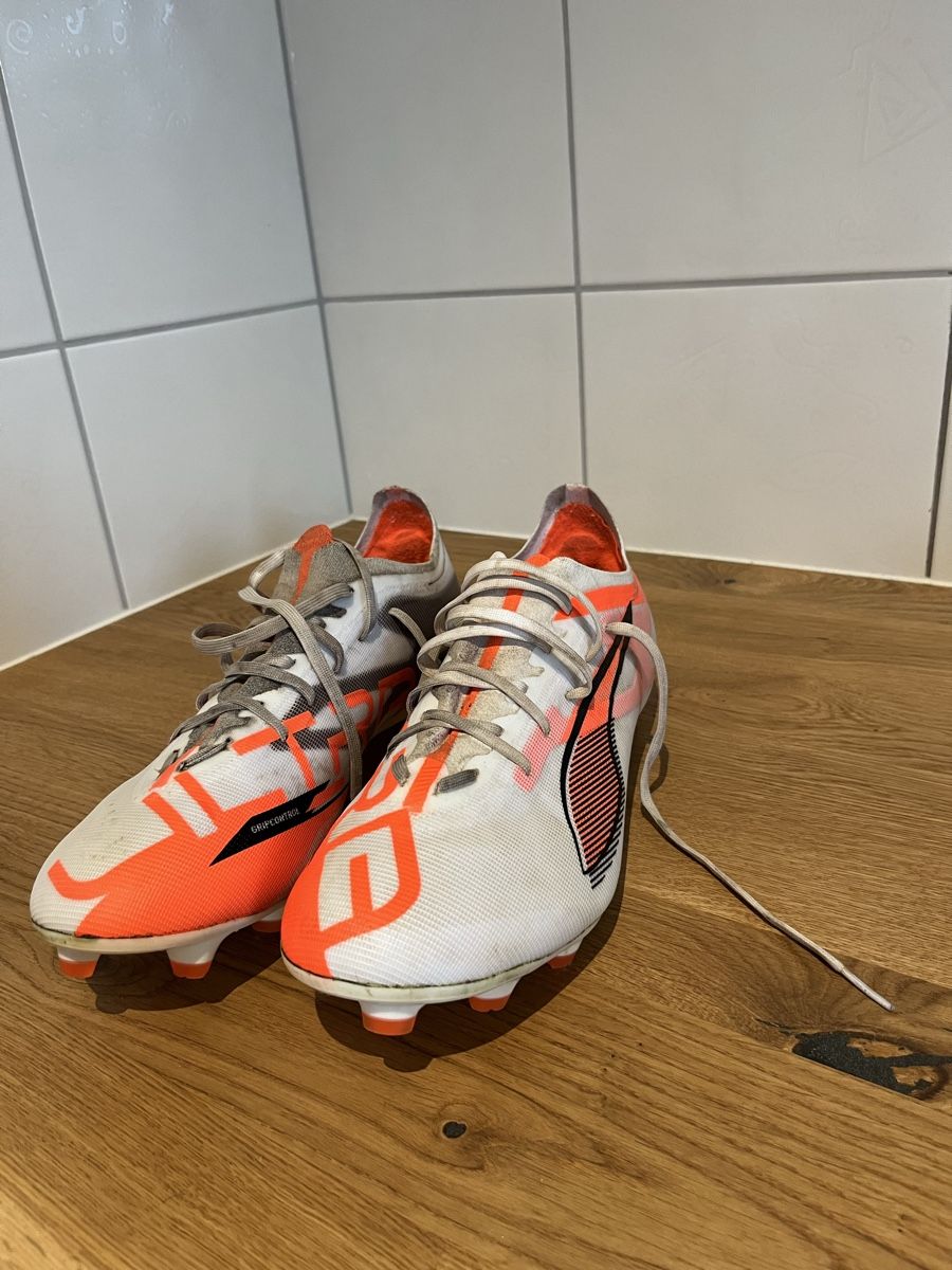 Scarpe da uomo: Fussballschuhe Grösse 46 – Usato da Besenbüren venduto da eri_j8j6 4
