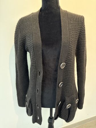 Burberry Strickjacke mit schönen Details