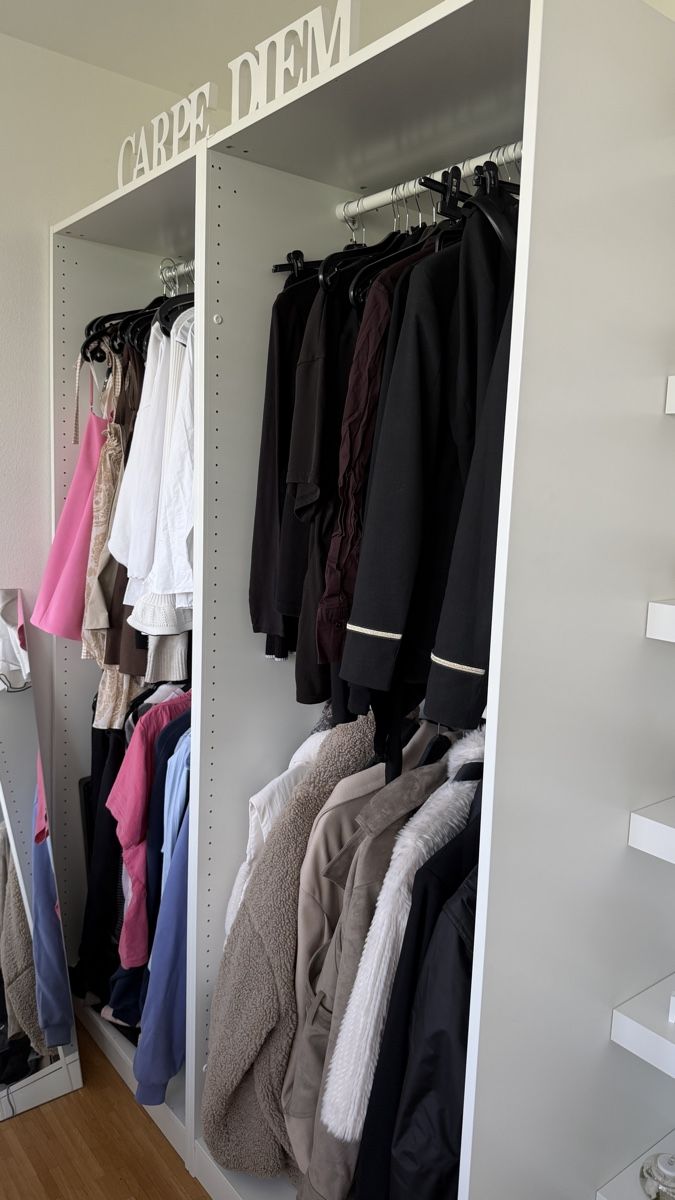 Armadi: Kleiderschrank weiss gebraucht – Usato da Zürich venduto da selina_fashion