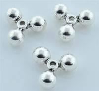 Perle (finte): Metallperle 15x6mm  versilbert  3 Kugeln – Nuovo (secondo la descrizione) da Alpnachstad venduto da perlengaby 1
