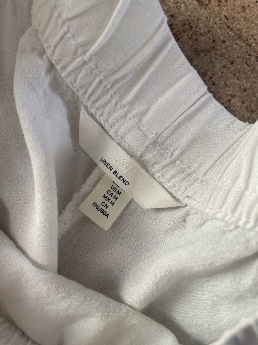 H&M Pantalons: weisse Leinenhose – D'occasion à Liebistorf par ali_tbx8 1