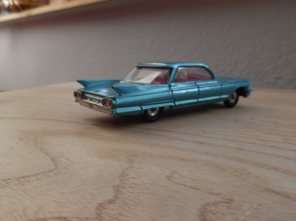 Dinky Toys 147 Cadillac 62 Boxed