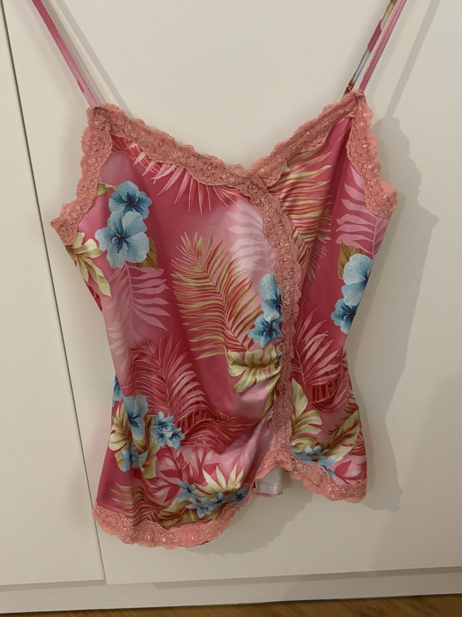 Dolce & Gabbana Tops: Dolce Gabbana Top Grösse 36/38 – Gebraucht aus Luzern von Qazwsx 2