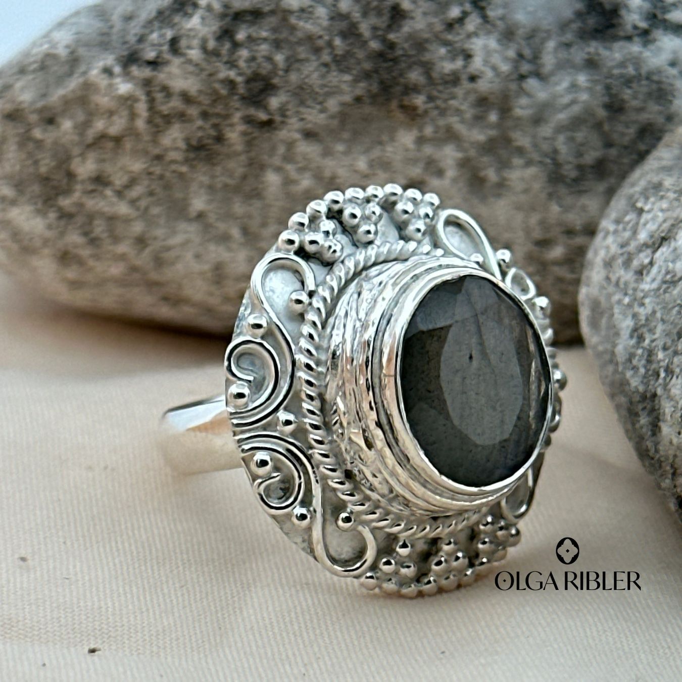 Olga Ribler Anelli: Labradorit Ring Sterling Silber 28 Gramm Ringgrösse 60 – Nuovo (secondo la descrizione) da Luzern venduto da Schmuckoutlet 3