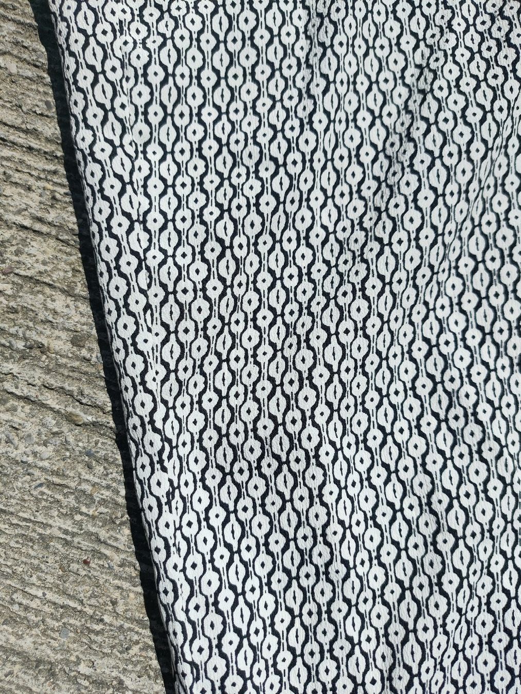 H&M Pantaloni: H&M Sommerhose Grösse 44 – Usato da Horgen venduto da Lulusa 1