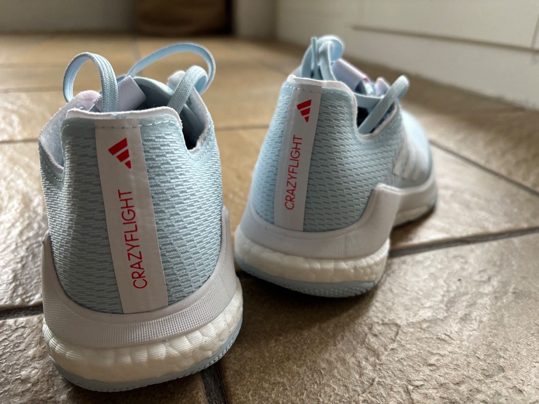 Adidas Scarpe da donna: Adidas Hallenschuhe Damen - Hellblau - 37 – Nuovo (secondo la descrizione) da Flamatt venduto da jmaurer 3