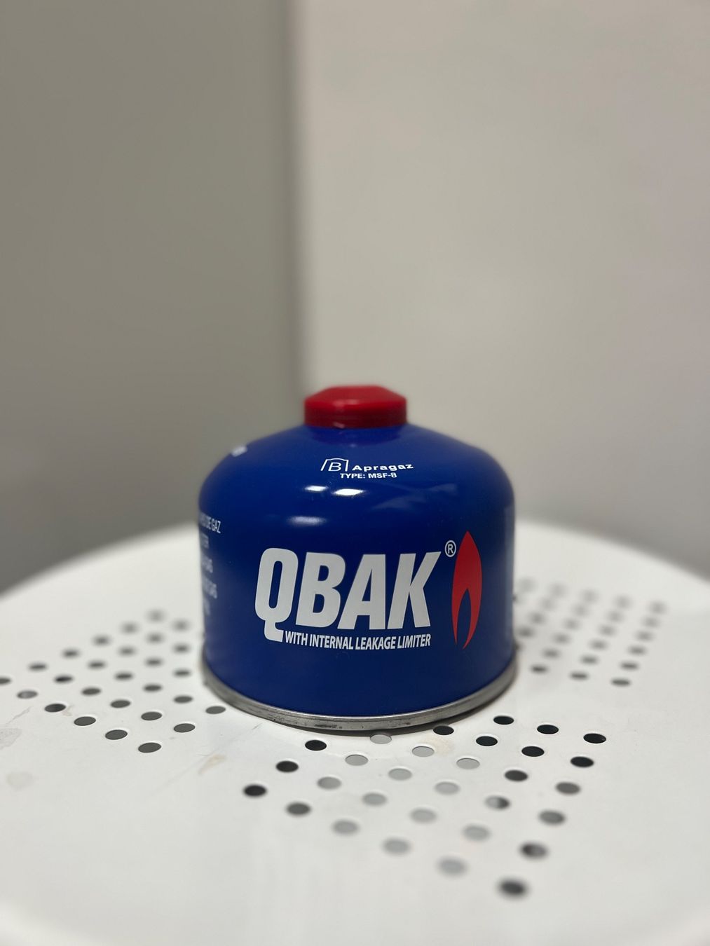 Gas-Geräte & -Technik: Gasflasche, QBAK, 230g – Neu und originalverpackt aus Grindelwald von wand_24
