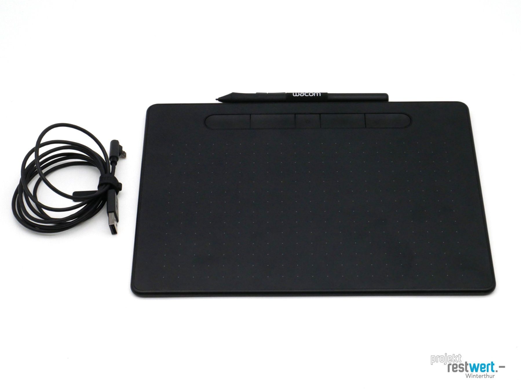 Wacom Tablet PC: WACOM Intuos M Grafiktablet mit Stift, Schwarz – Usato da Winterthur venduto da Restwert_Winterthur