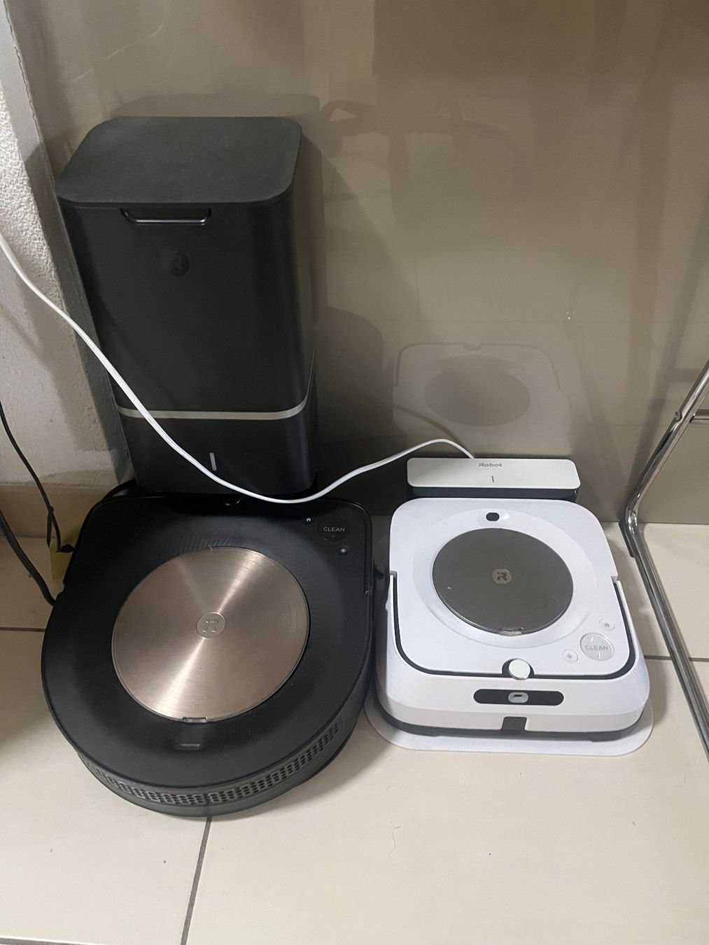 Irobot Staubsauger & Zubehör: iRobot Set  |  IROBOT Roomba s9 + Braava Jet m6 – Gebraucht aus Noville von Berlusconi55