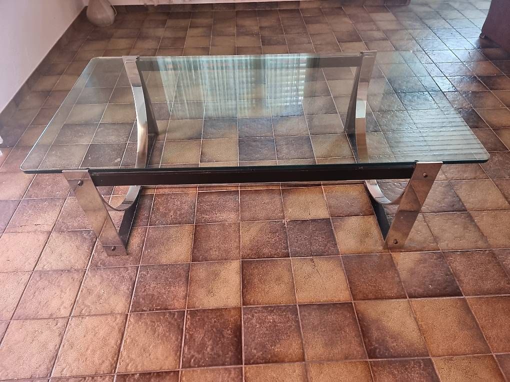 Tische: Salontisch mit Glasplatte – Gebraucht aus Reinach AG von Suzuki34 1