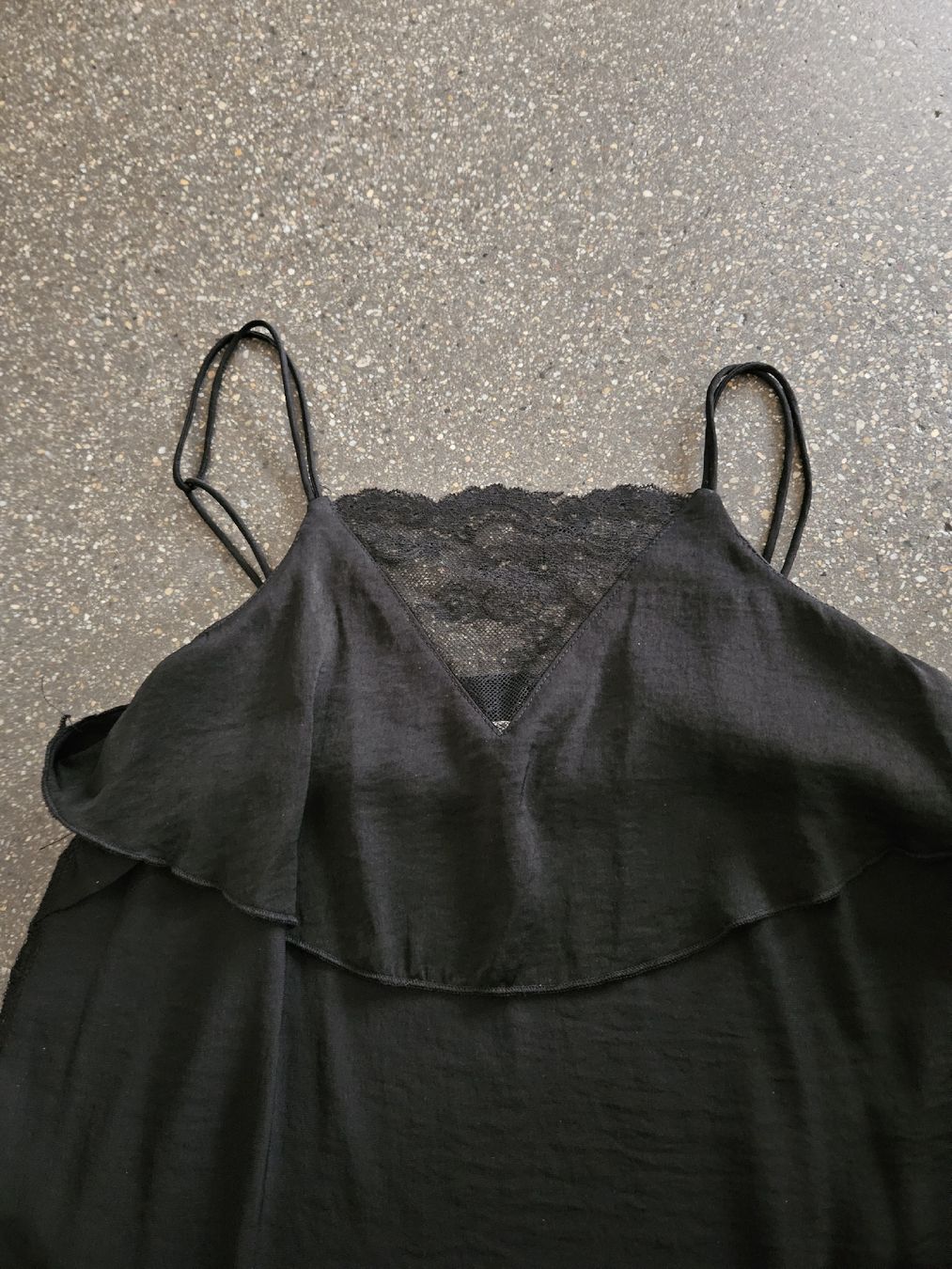 H&M Top: H&M Top mit Spitze, Grösse 34 – Nuovo (secondo la descrizione) da Anwil venduto da tamoos 4