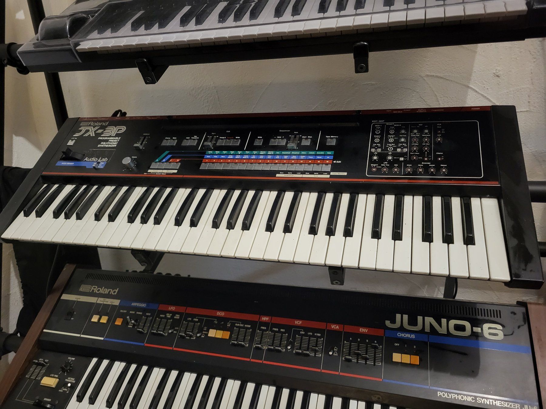 Roland Musikinstrumente: ROLAND JX-3P **THE LEGEND** – Gebraucht aus Biel/Bienne von Groovesound