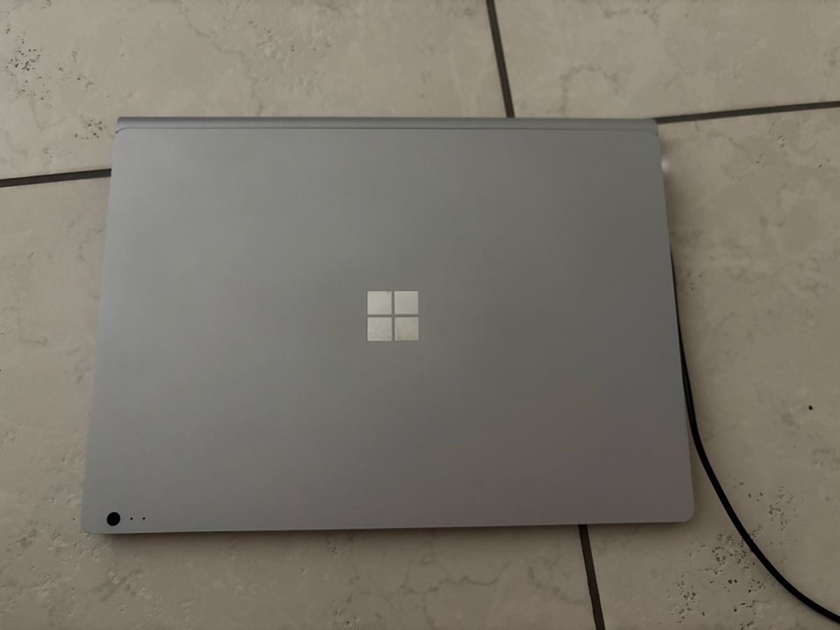 Microsoft Notebook: Microsoft Surface Book 2 – Usato da Wil SG venduto da Ilaria.v 1
