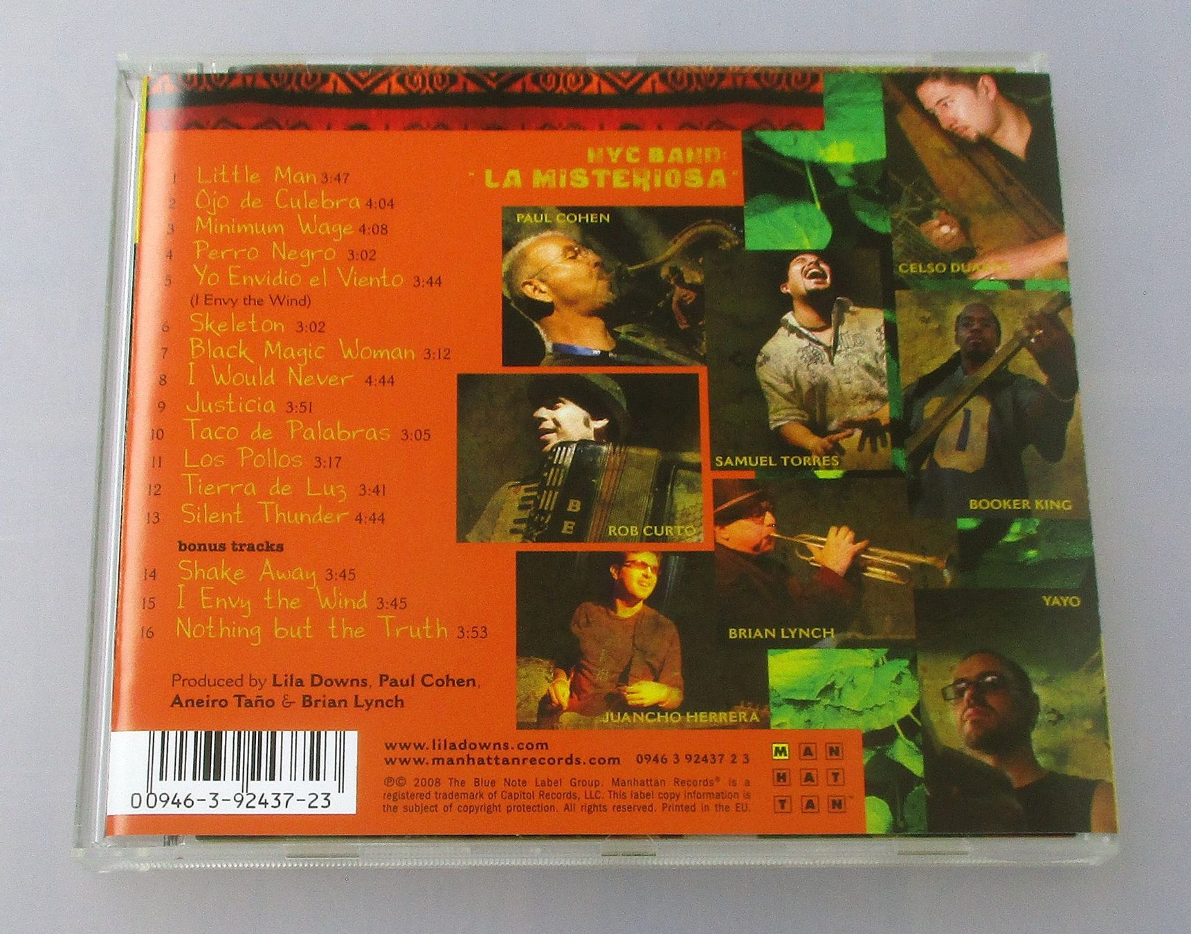 CD: LILA DOWNS - Shake Away – Usato da Wattwil venduto da Muriel11 1