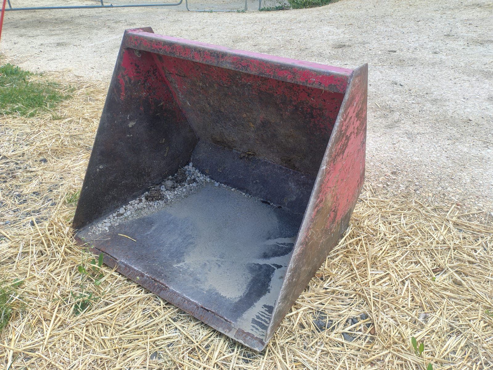 Weidemann Chargeur de ferme: Schaufel Weidemann – D'occasion à Beinwil SO par svro
