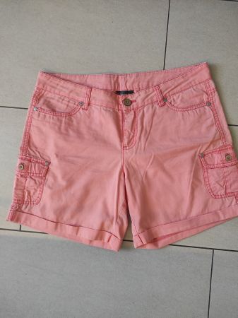 Kurze Hose, gr 36 von Street One, Lachsfarbe