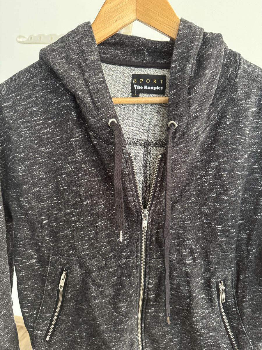 Kooples Maglioni & Felpe: Sweat à capuche The Kooples gris anthracite taille S – Usato da Vandoeuvres venduto da Zoccoli11 4