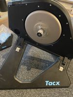 Tacx Neo 2 Smart (T2850) Rollentrainer – inkl. Matte & Zubeh