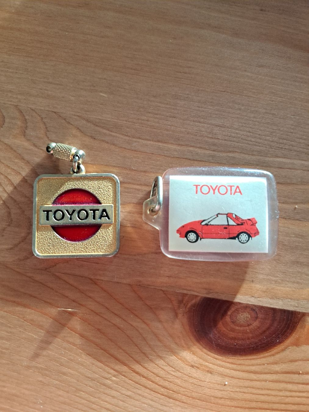 Toyota Schlüsselanhänger & - bänder: Schlüsselanhänger Toyota – Gebraucht aus Aarburg von moto100