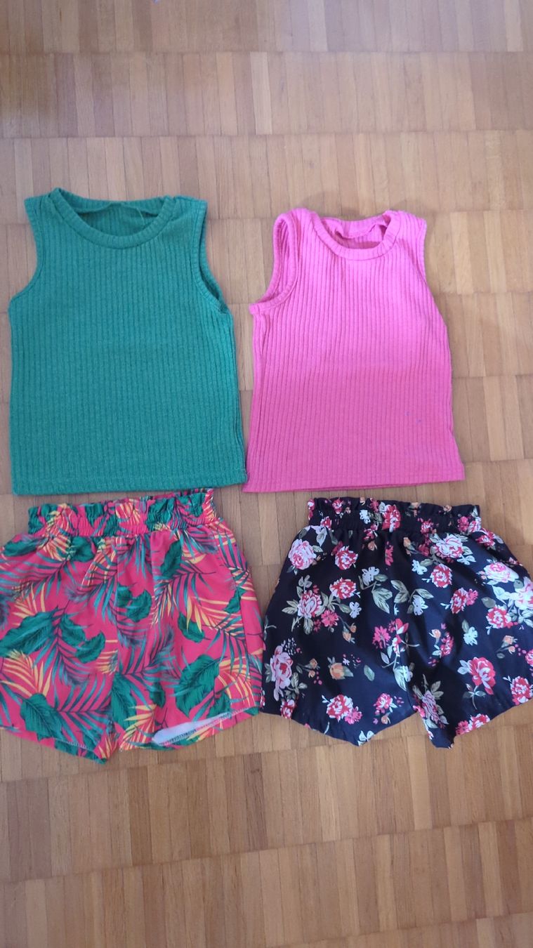 Lotti & Set di vestiti: Sommerkleider 122/128 – Usato da Zürich venduto da Rulabco 2