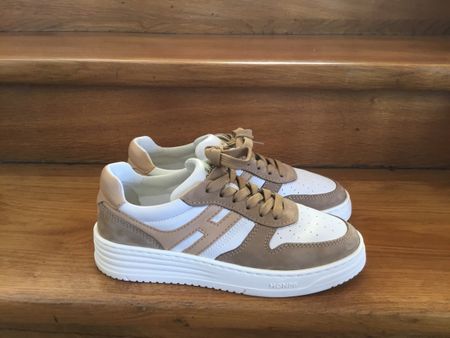 HOGAN Sneakers