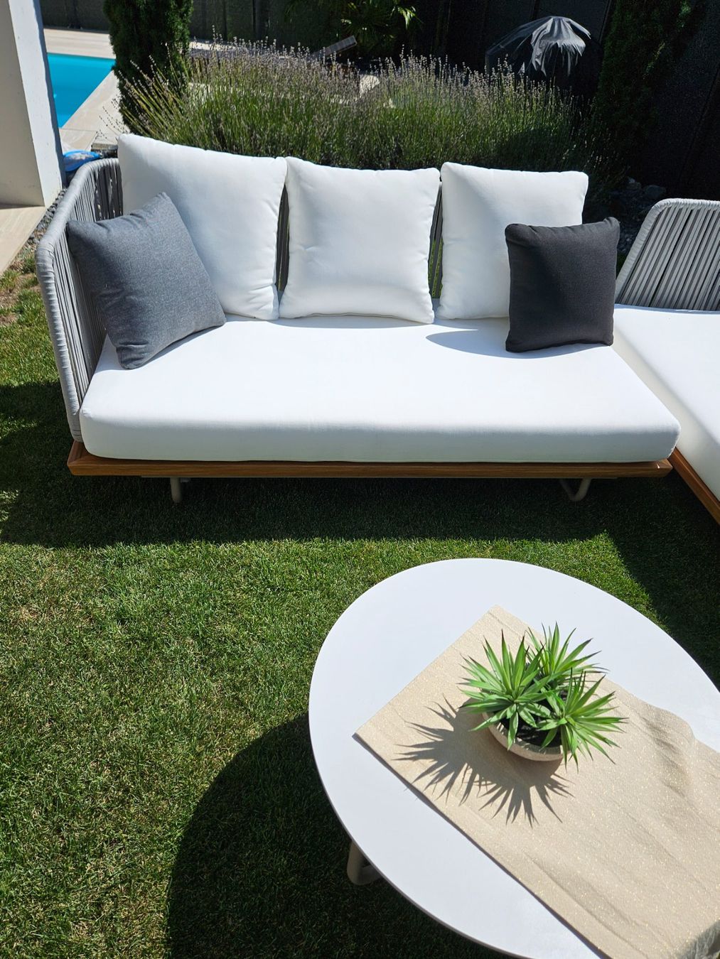 Sofas: Lounge – Neu und originalverpackt aus Bünzen von nad_8552 6