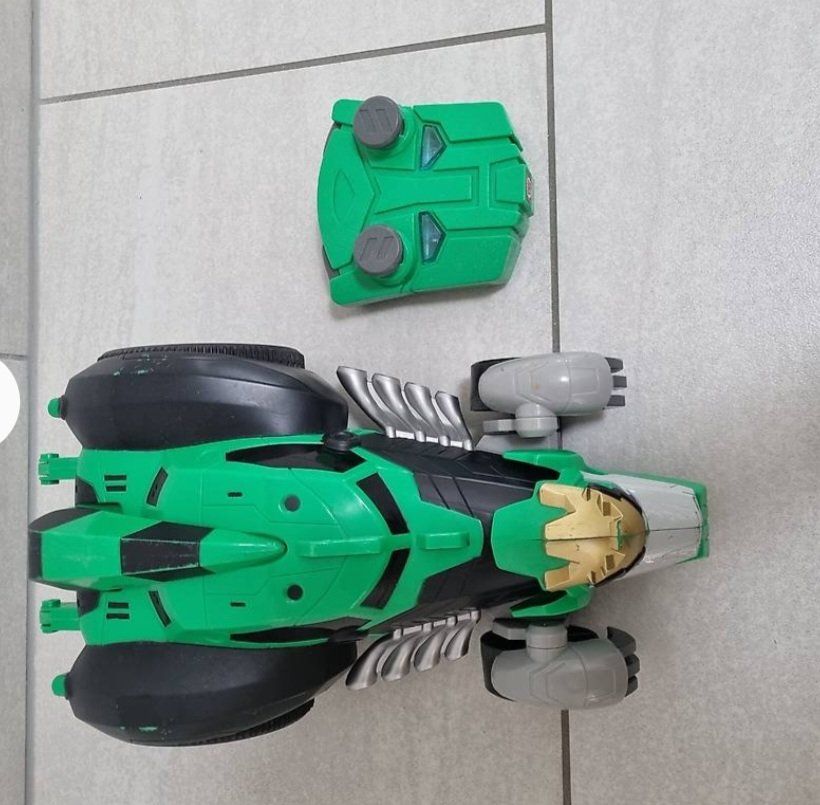 Giocattoli: Ferngesteuertes Transformers Auto – Usato da Niederwil SG venduto da Excentia 1