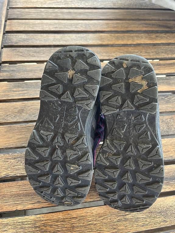 Schuhe für Jungen: Lowa Wanderschuhe Grösse 31 – Gebraucht aus Huttwil von meitschi17 1