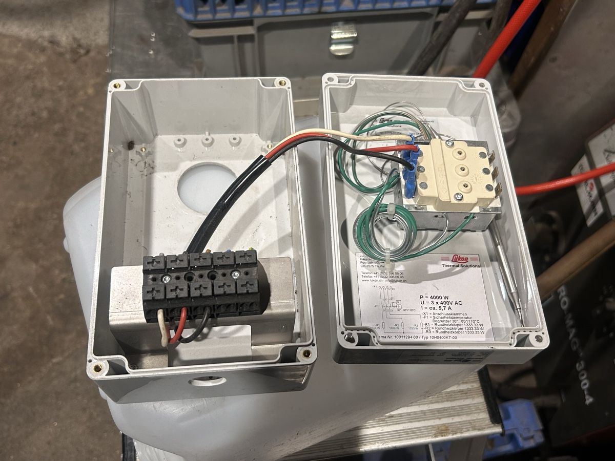 Interruttori: 2 Schaltkasten Schalter Thermostat  – Usato da Reichenbach i. K. venduto da Arve70 4