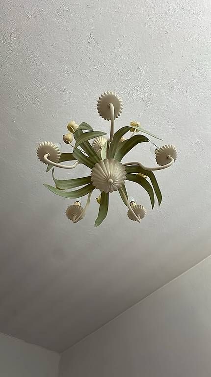 Lampadari & plafoniere: Lampadario con fiori da soffitto – Usato da Giubiasco venduto da ful_xqs2 2
