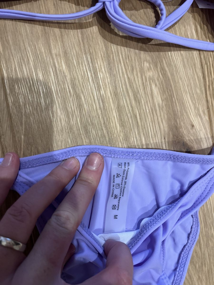 Costumi da bagno & Bikini: Badekleid Lila – Nuovo e nell'imballaggio originale da Dotzigen venduto da White_Warrior 2