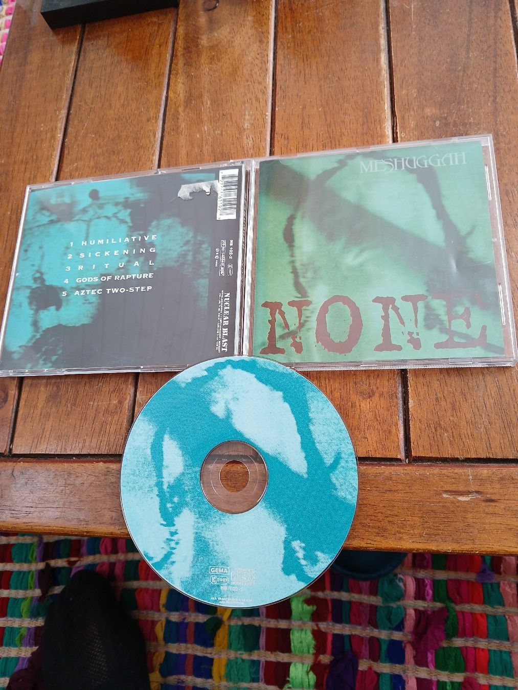 CD: meshuggah- none – Usato da St-Cergue venduto da VeganWarrior