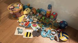 Grosses Baby-Spielzeug Set / Konvolut – Beissringe usw.