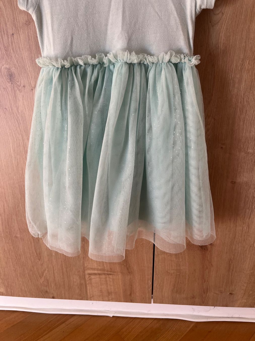 Vestiti & Gonne: hellgrünes Kleid mit glitzerndem Tutu, Größe 98 – Usato da Umiken venduto da deb_57xk 2