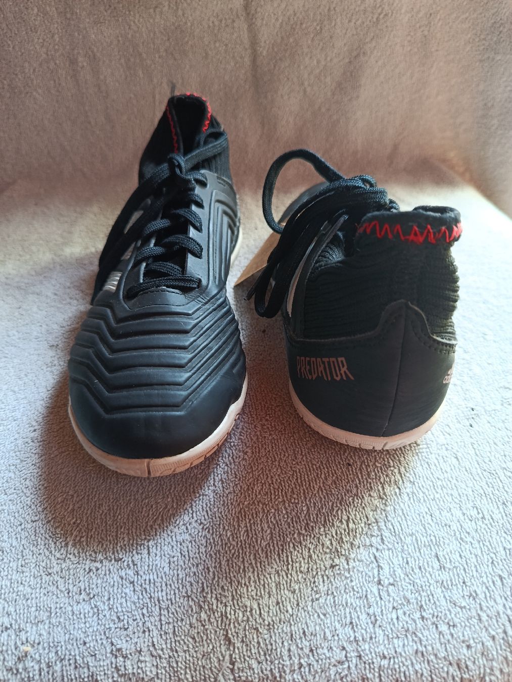 Adidas Herrenschuhe: Hallenschuhe  – Gebraucht aus Aarwangen von GiLANi 1