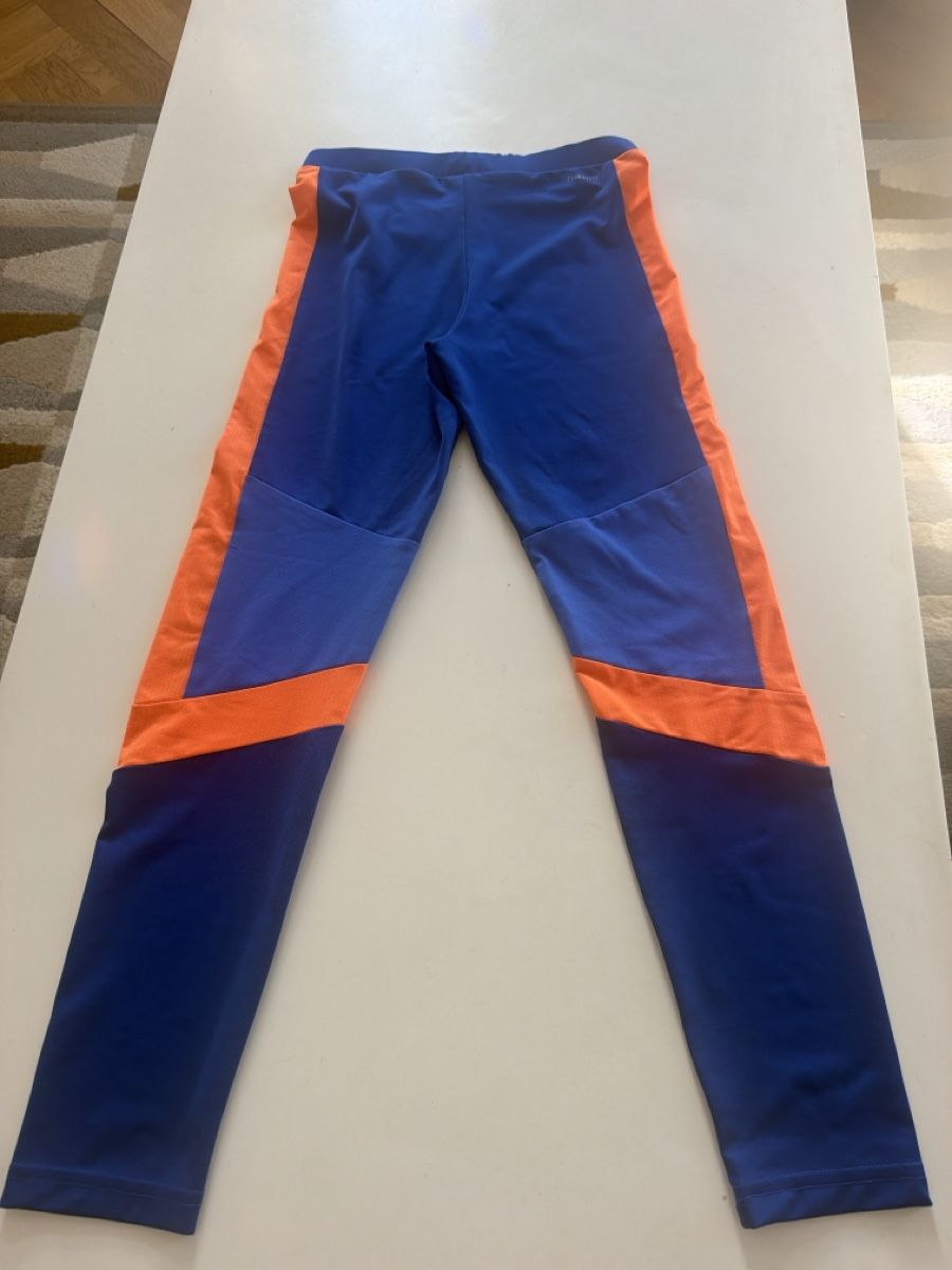 Adidas Leggings: Adidas Sporthose 140 – Usato da Bern venduto da Lili1007 1