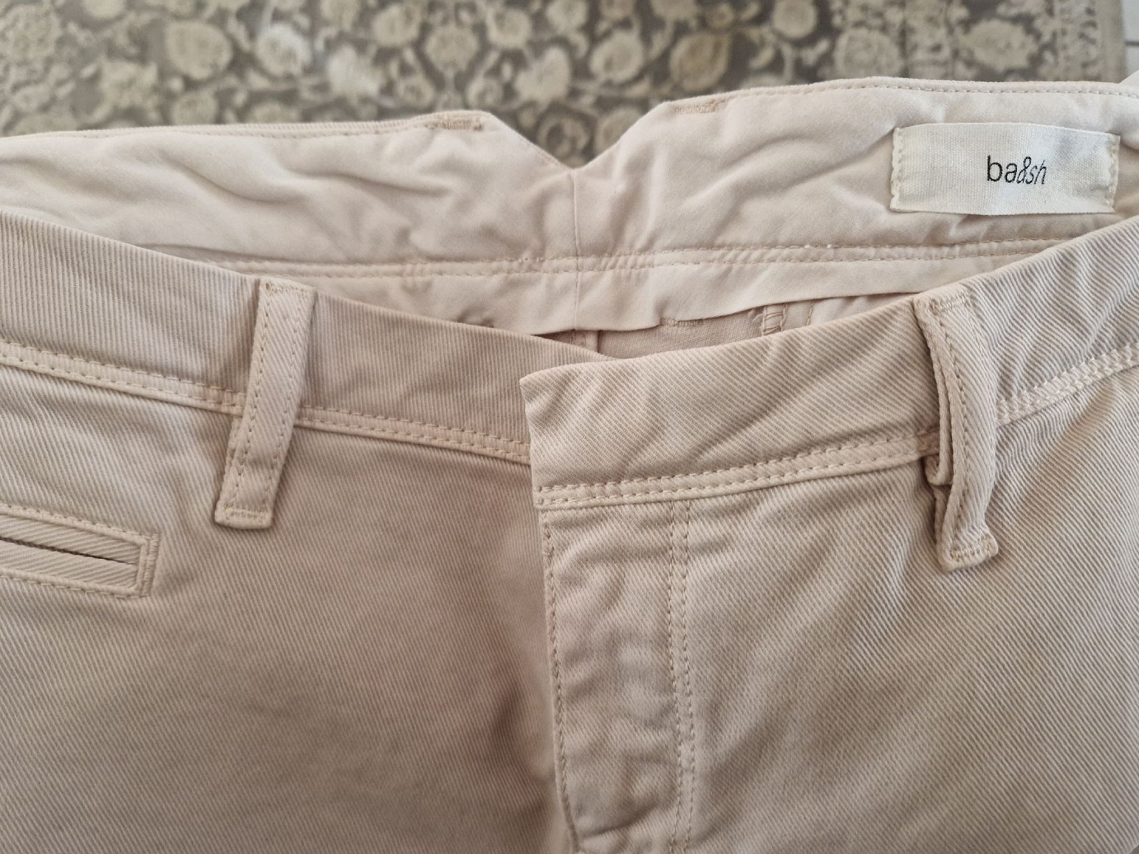Pantaloni: pantaloni donna ba&sh originali – Nuovo e nell'imballaggio originale da Arbedo venduto da Gyn 3