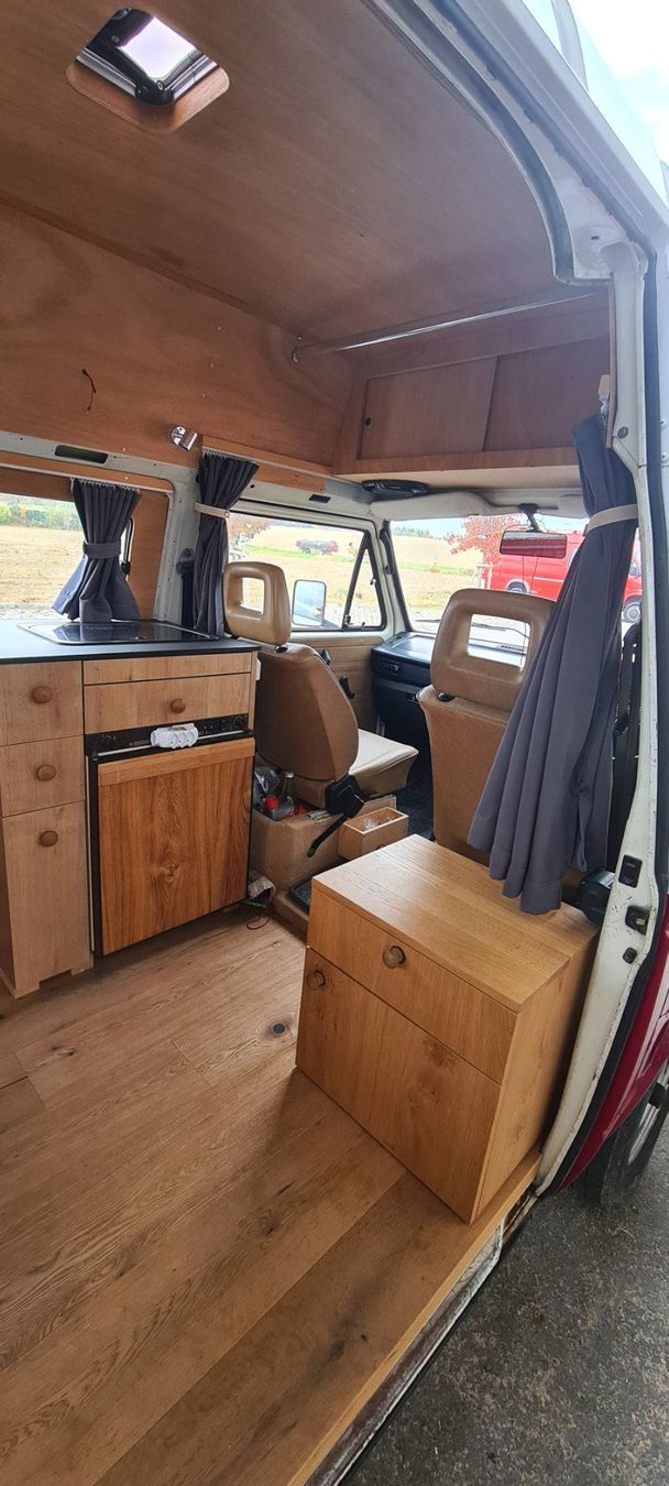 VW Veicoli da campeggio: VW T3 2.1 1987 Camper – Usato da Villars-le-Terroir venduto da gui_5wwb 5