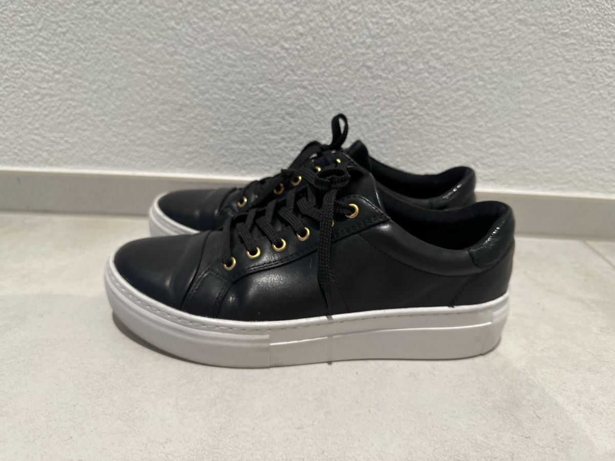 Vagabond Scarpe da donna: Vagabond Damen Sneaker schwarz, Gr. 39 – Usato da Zug venduto da Hehe 1