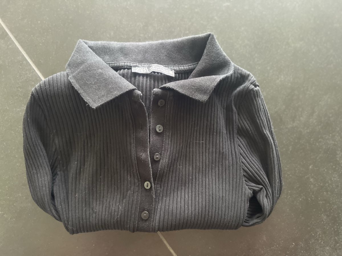 Zara T-shirt: Zara Body, Rippstrick, Schwarz, Gr. S – Nuovo (secondo la descrizione) da Bilten venduto da and_6hjn