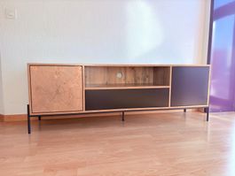 Modernes TV-Board / Sideboard – neuwertig, nur 2 Monate alt