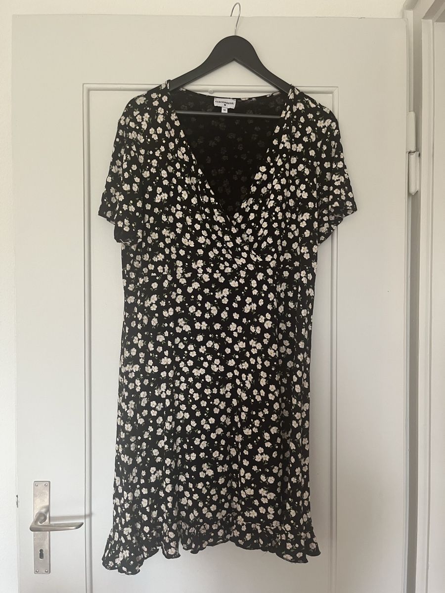 C&A Vestiti: Blumenkleid von Clockhouse Gr. 48 – Usato da Basel venduto da tiadolma