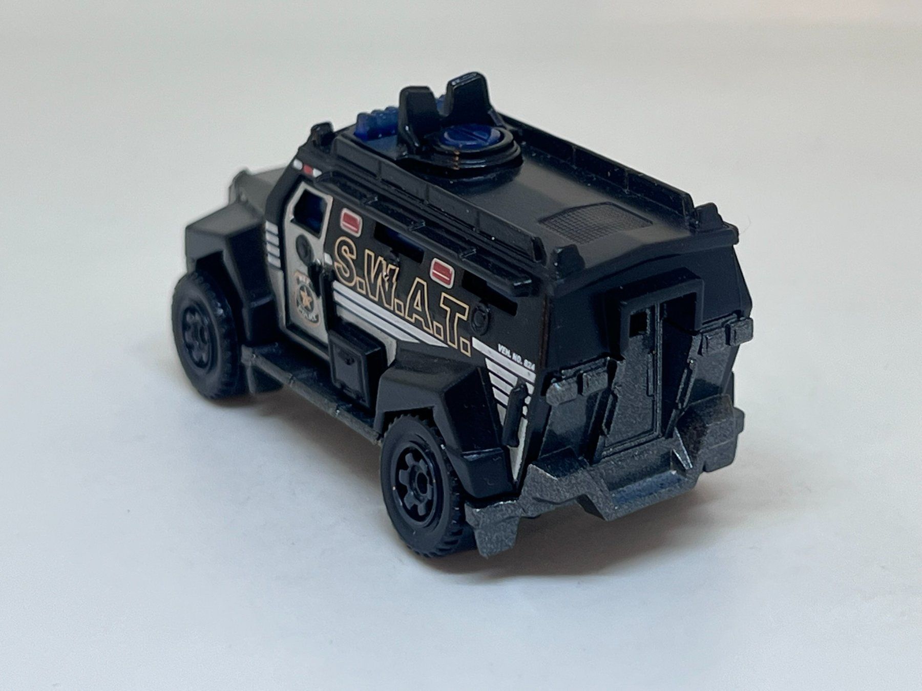 Matchbox Modellini d'auto: Matchbox S.W.A.T. Truck #417 – Usato da Wildegg venduto da LaaBoutique 2