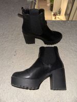 Schwarze Stiefeletten mit Blockabsatz, Grösse 37.5, Top!