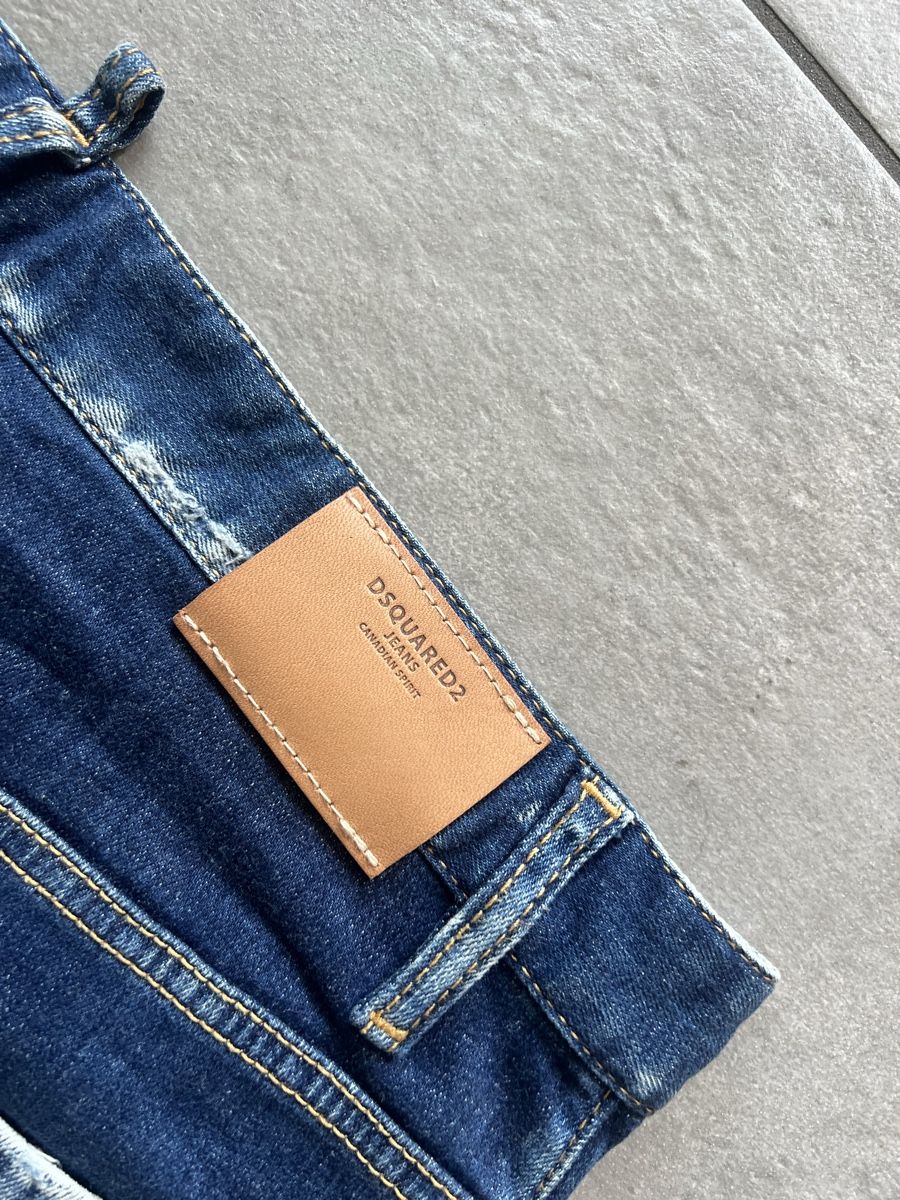 Dsquared2 Jeans: Dsquared2 jeans uomo 48 – D'occasion à Mendrisio par fly_9wzx 9