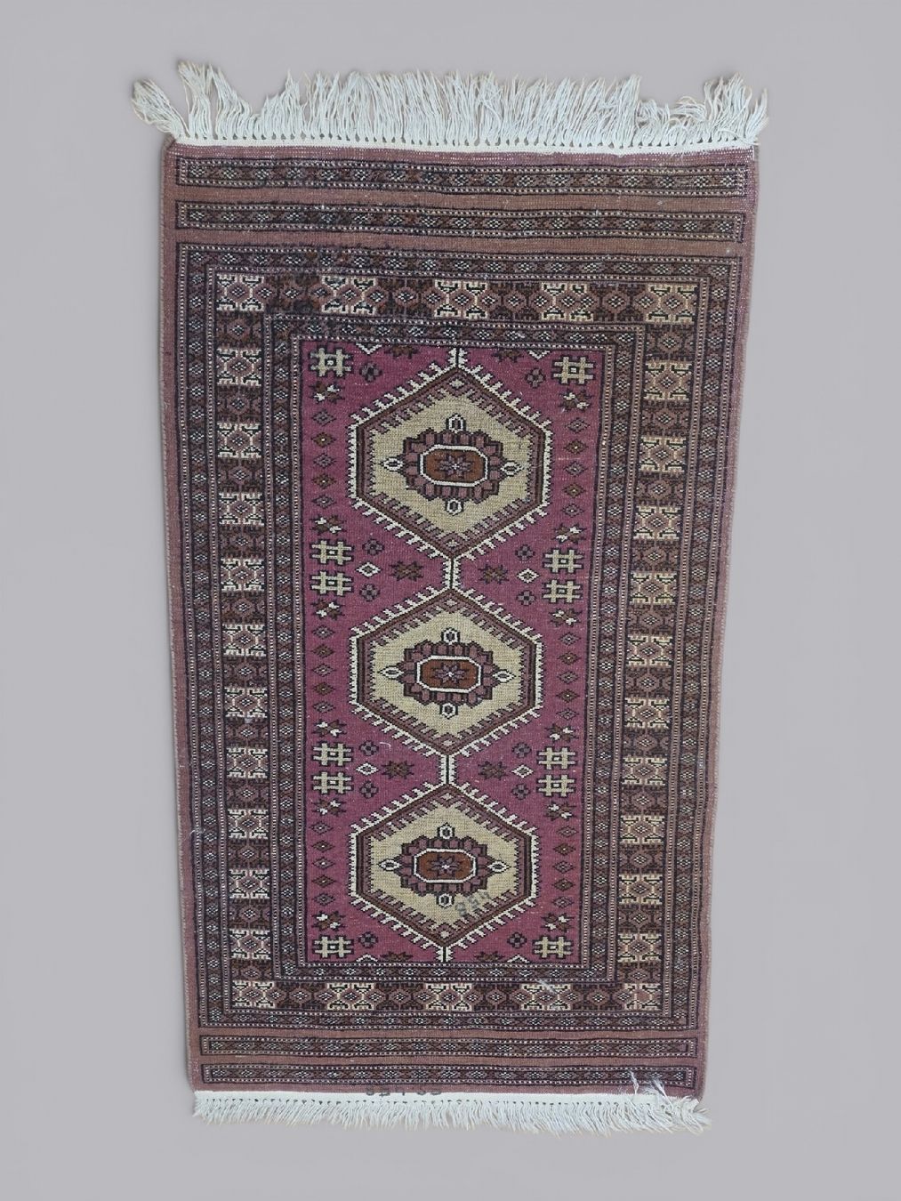 Tappeti: Rarer Perserteppich 62x117cm rosa gemustert – Usato da Rieden AG venduto da RuvensBrocki 5