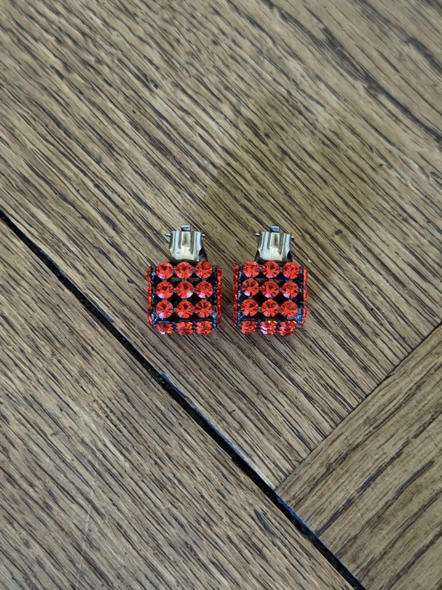Orecchini pendenti & Orecchini a lobo: Ohrstecker Modeschmuck Würfel rot Italy – Usato da Zürich venduto da chi_9dfb 1