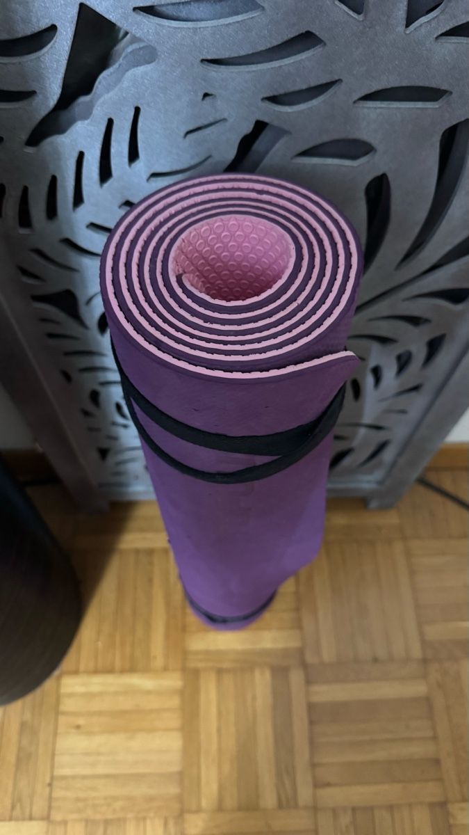 Bodenmatten: Yoga Teppich  – Gebraucht aus Zürich von Privat4444 2